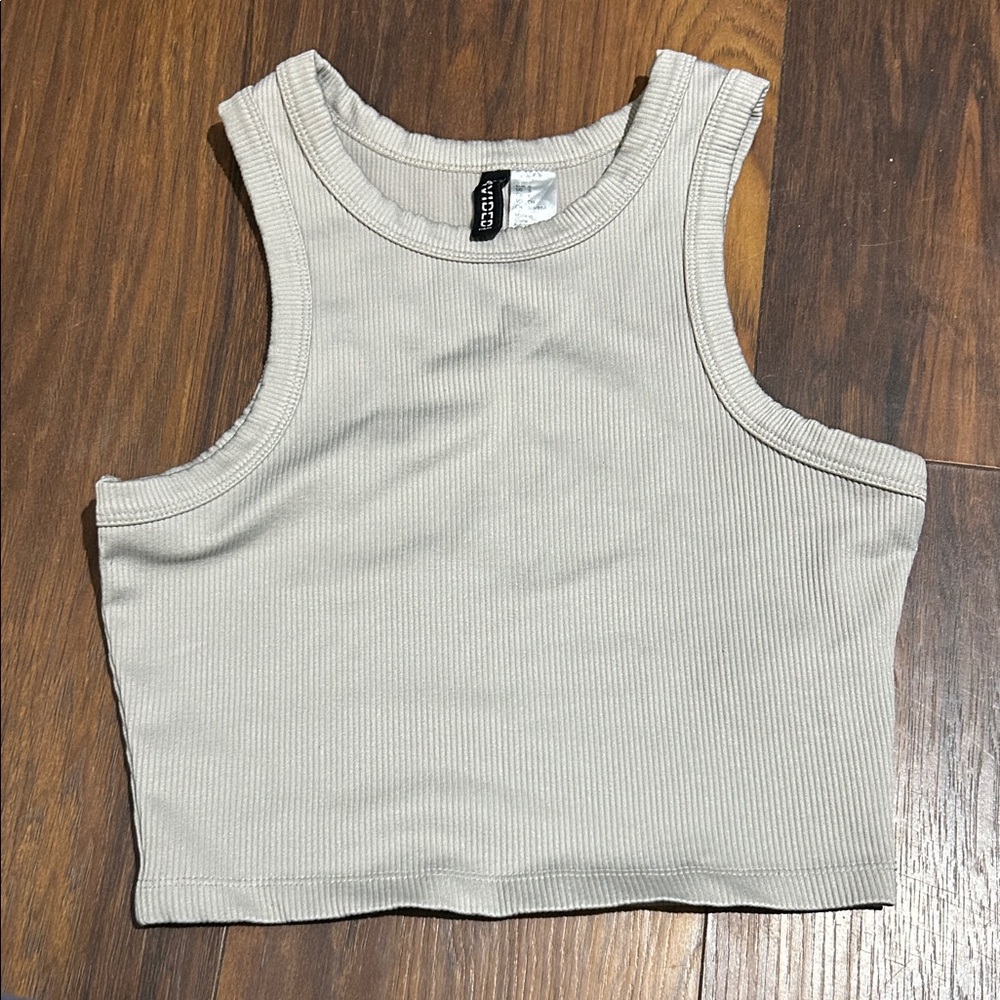 Caslon Ribbed Crop Top - Gray